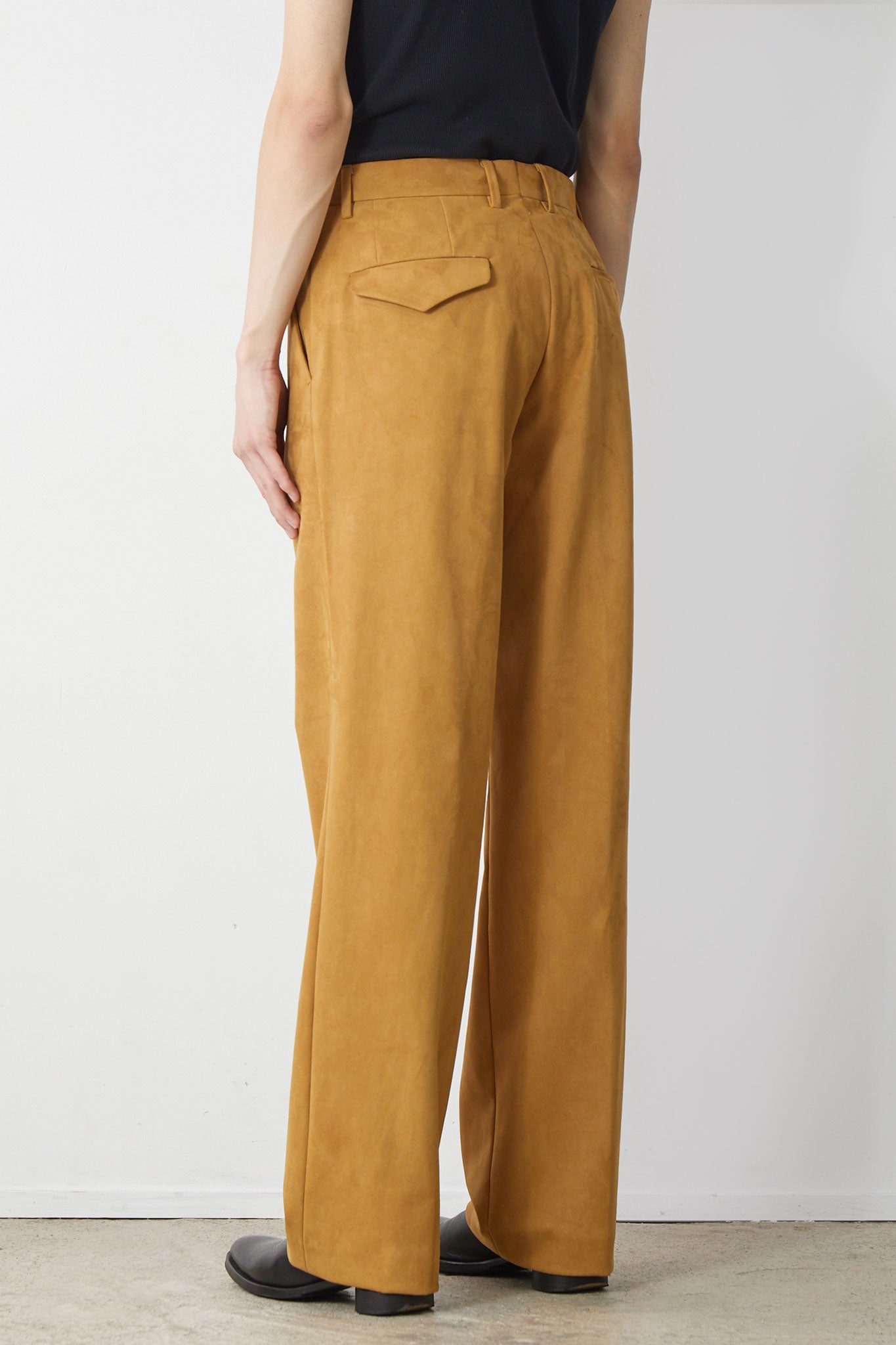 FAKE SUEDE / CAMEL