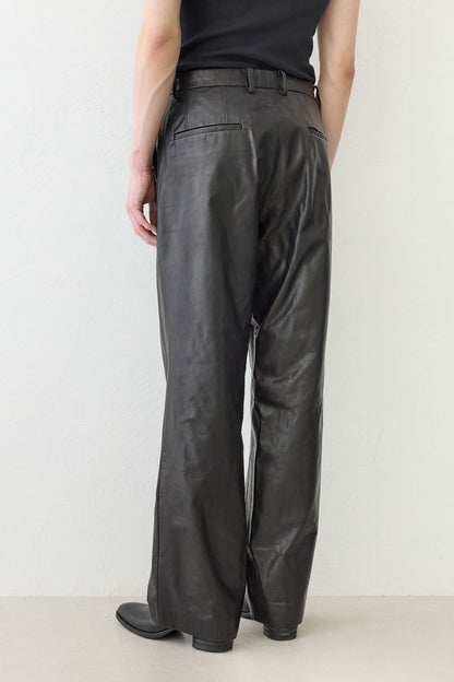 O / OILED LEATHER - BLACK